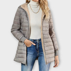 Carolin – Lässige Winterjacke für Damen in Grau
