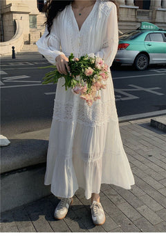 Alexandra – Weißes Maxikleid – Spitzendetails in Weiß