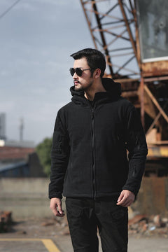 Rollkragenjacke mit mehreren Taschen in Schwarz