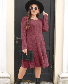 Carolla - Strickkleid mit langen Ärmeln in Burgundisch