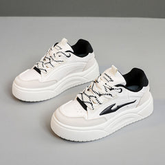 Damen modische Sneaker mit dämpfender Laufsohle und atmungsaktivem Obermaterial in Schwarz