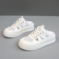 Damen Atmungsaktive Slip-On Sneakers mit flexiblem Gummiboden und modischem Mesh-Obermaterial in Beige
