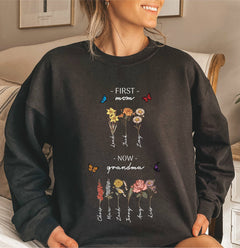 Damen Sweatshirt mit floralem Druck und inspirierendem Schriftzug in Schwarz
