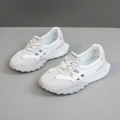 Damen sportliche Sneakers mit dämpfender Sohle und atmungsaktivem Obermaterial in Grau
