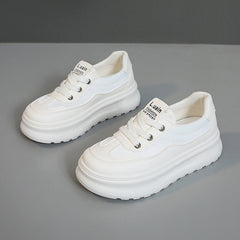 Damen modische Lifestyle Sneaker mit dicker Laufsohle und atmungsaktivem Obermaterial in Creme