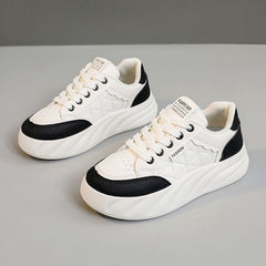 Damen Chunky Fashion Sneakers mit atmungsaktivem Mesh und dämpfender Sohle in Schwarz