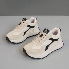 Damen Sportliche Sneaker mit stabiler Sohle und atmungsaktivem Obermaterial in Schwarz