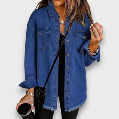 Karela – Klassische Jeansjacke in Dunkelblau