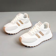 Damen Sportliche Sneaker mit modernem Profil und rutschfester Laufsohle in Khaki
