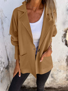 Damen modische Oversized-Blazerjacke mit praktischen Taschen in Khaki