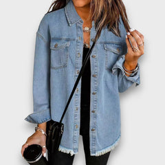 Karela – Klassische Jeansjacke in Hellblau