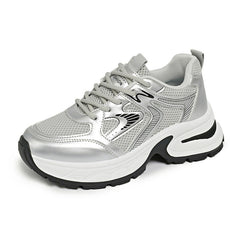 Damen Sportliche Sneakers mit atmungsaktivem Obermaterial und modernem Design in Silber