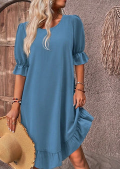 Emily | Zeitloses Midikleid (Fast ausverkauft) in Hellblau