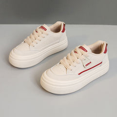 Damen Plateausneaker mit sportlicher Polsterung und modischem Design in Khaki