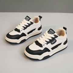 Damen Sportliche Chunky Sneakers mit modischem Design und dämpfender Laufsohle in Schwarz