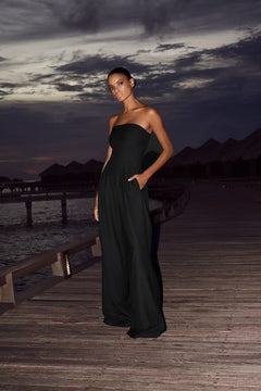 SAGA™ | Stropfloser Jumpsuit in Schwarz