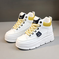 Damen Plattform Sneakers mit trendigem Farbdesign und extrakompakter Sohle in Gelb