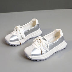 Damen Sportliche Sneaker mit reflektierenden Details und dämpfender Laufsohle in Silber