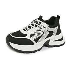 Damen Sportliche Sneakers mit atmungsaktivem Obermaterial und modernem Design in Schwarz