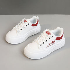 Damen Chunky Sneakers mit hochdämpfender Sohle und modischem Design in Weiß-Rot