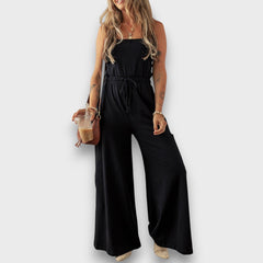 Seraphie – Floraler Jumpsuit in Schwarz