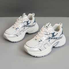 Damen Sportliche Sneaker mit atmungsaktivem Netz-Material und stoßdämpfender Sohle in Beige
