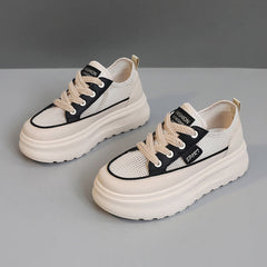 Damen Sportliche Chunky Sneakers mit atmungsaktivem Obermaterial und dämpfender Sohle in Schwarz