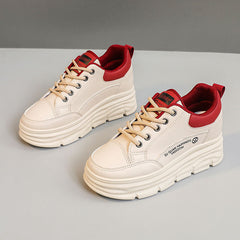 Damen Plattform Sneakers mit ergonomischer Dämpfung und stylishem Design in Rot