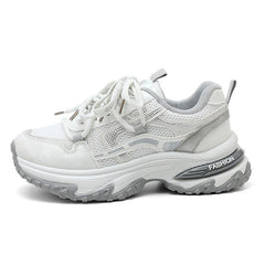 Damen Sportliche Sneakers mit atmungsaktivem Obermaterial und schockabsorbierender Sohle in Weiß