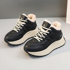 Damen gefütterte High-Top Sneakers mit rutschfester Sohle in Schwarz
