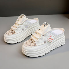 Damen Plateauschlüpfschuhe mit modischem Glitzer-Design in Beige