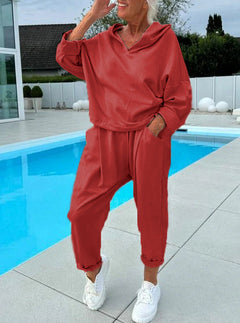 RICHELLE | KAPUZENPULLOVER-SET MIT JOGGINGHOSE in Rot
