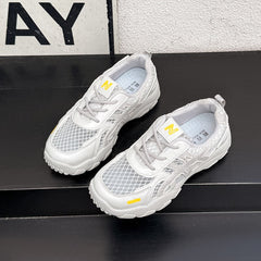 Damen Atmungsaktive Freizeitsneaker mit rutschfester Laufsohle und stabiler Konstruktion in Grau