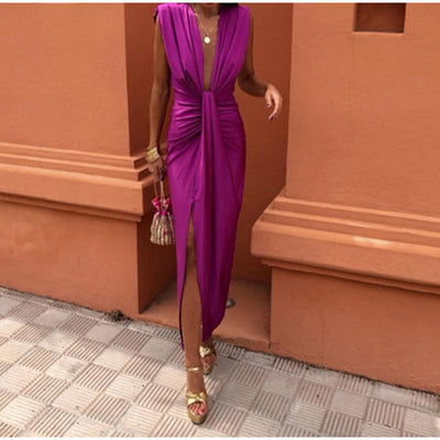 Antonia®️ | Festkleid mit tiefem Ausschnitt