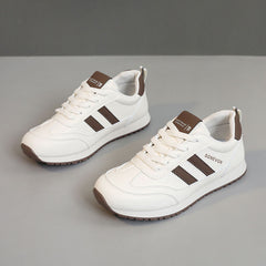 Damen Sportschuhe mit atmungsaktivem Obermaterial und rutschfester Laufsohle in Weißbraun