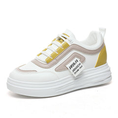 Damen sportive Sneakers mit modischem Design und dämpfender Sohle in Weiß