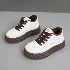 Damen Sportliche Sneakers mit flauschigem Innenfutter in Beige
