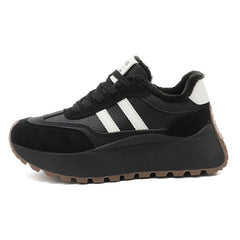 Damen Plateau Sneakers mit weich gefüttert Innenausstattung und modischen Akzenten in Schwarz