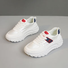 Damen Sportliche Sneaker mit dämpfender und rutschfester Laufsohle in Creme