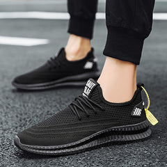 Herren Sportliche Atmungsaktive Sneakers in Schwarz