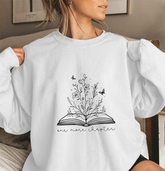 Damen Sweatshirt mit elegantem Blumendesign und inspirierendem Aufdruck in Weiß