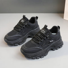Damen Sportliche Sneaker mit ergonomischer Dämpfung und atmungsaktiver Mesh-Oberfläche in Schwarz