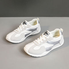 Damen sportive Sneaker mit atmungsaktivem Obermaterial und flexiblem Dämpfungssystem in Hellgrau