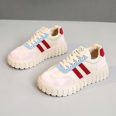 Damen Chunky Sneakers mit modischen Details in Blau