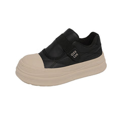 Damen modische Slip-On Sneakers mit praktischen Klettverschluss und dämpfender Laufsohle in Schwarz