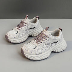 Damen Sportliche Performance-Sneaker mit atmungsaktivem Obermaterial und Dämpfungssystem in Lila