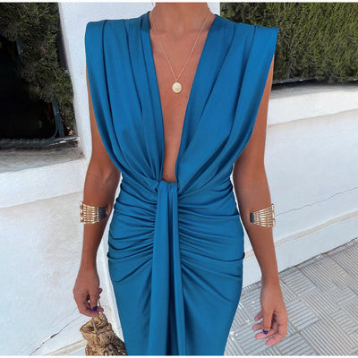 Antonia®️ | Festkleid mit tiefem Ausschnitt