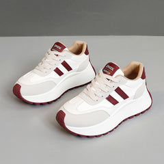 Damen Sneakers mit hohem Plateau und atmungsaktivem Obermaterial in Rot