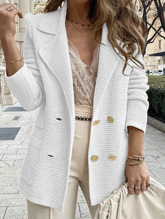 Damen eleganter Strickblazer mit doppelter Knopfleiste und strukturiertem Design in Weiß