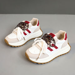 Damen Sportliche Plateau Sneakers mit atmungsaktivem Obermaterial in Rot
